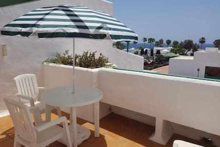 Bonito Apartamento Reformado En Las Coronas Costa Teguise Esterno foto