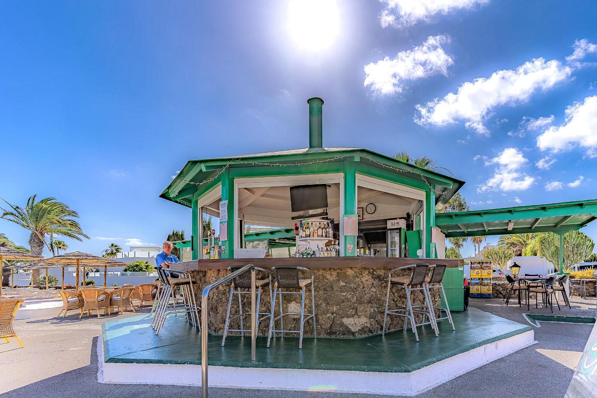 Bonito Apartamento Reformado En Las Coronas Costa Teguise Esterno foto