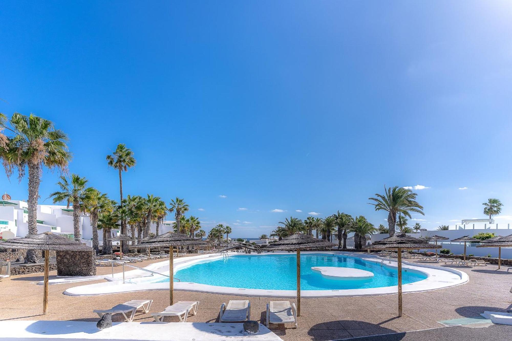 Bonito Apartamento Reformado En Las Coronas Costa Teguise Esterno foto