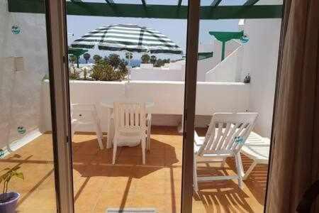 Bonito Apartamento Reformado En Las Coronas Costa Teguise Esterno foto
